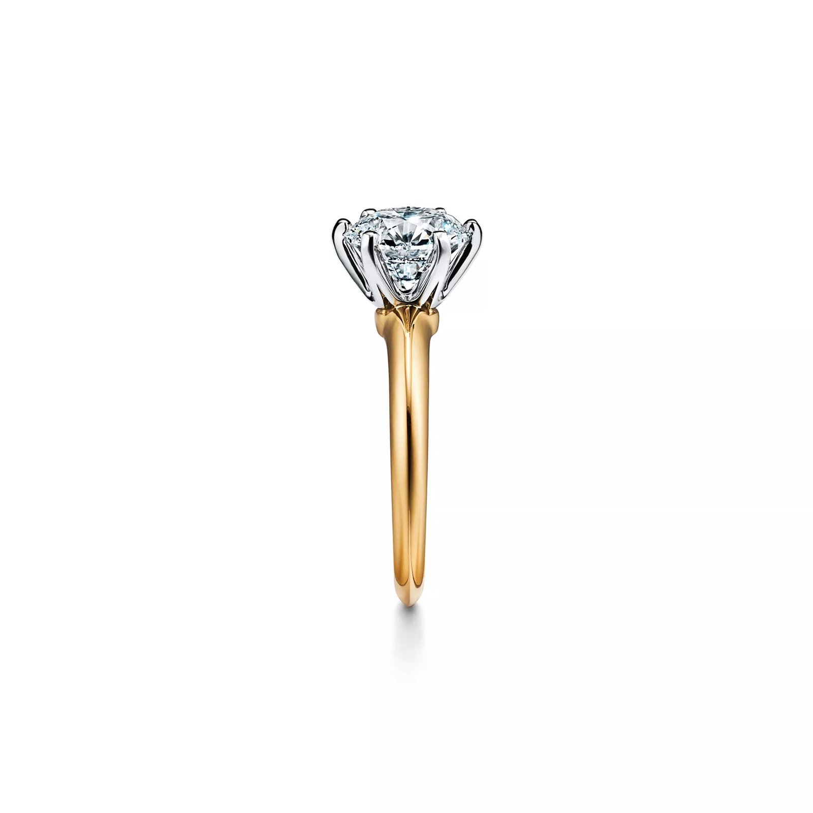 Engagement Ring in 18k Yellow Gold
