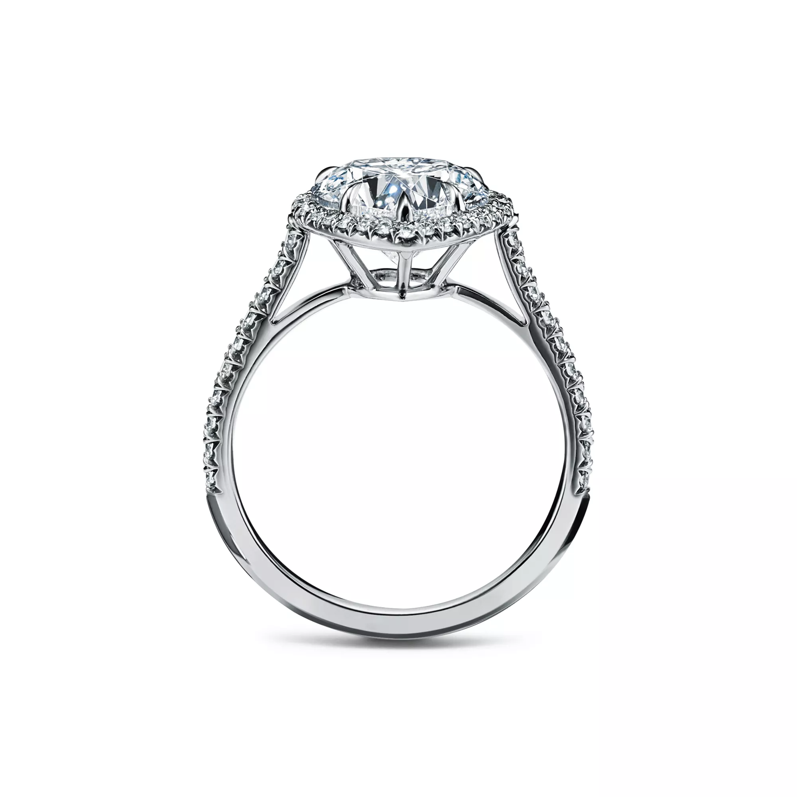 Heart-shaped Halo Engagement Ring with a Diamond Platinum Band
