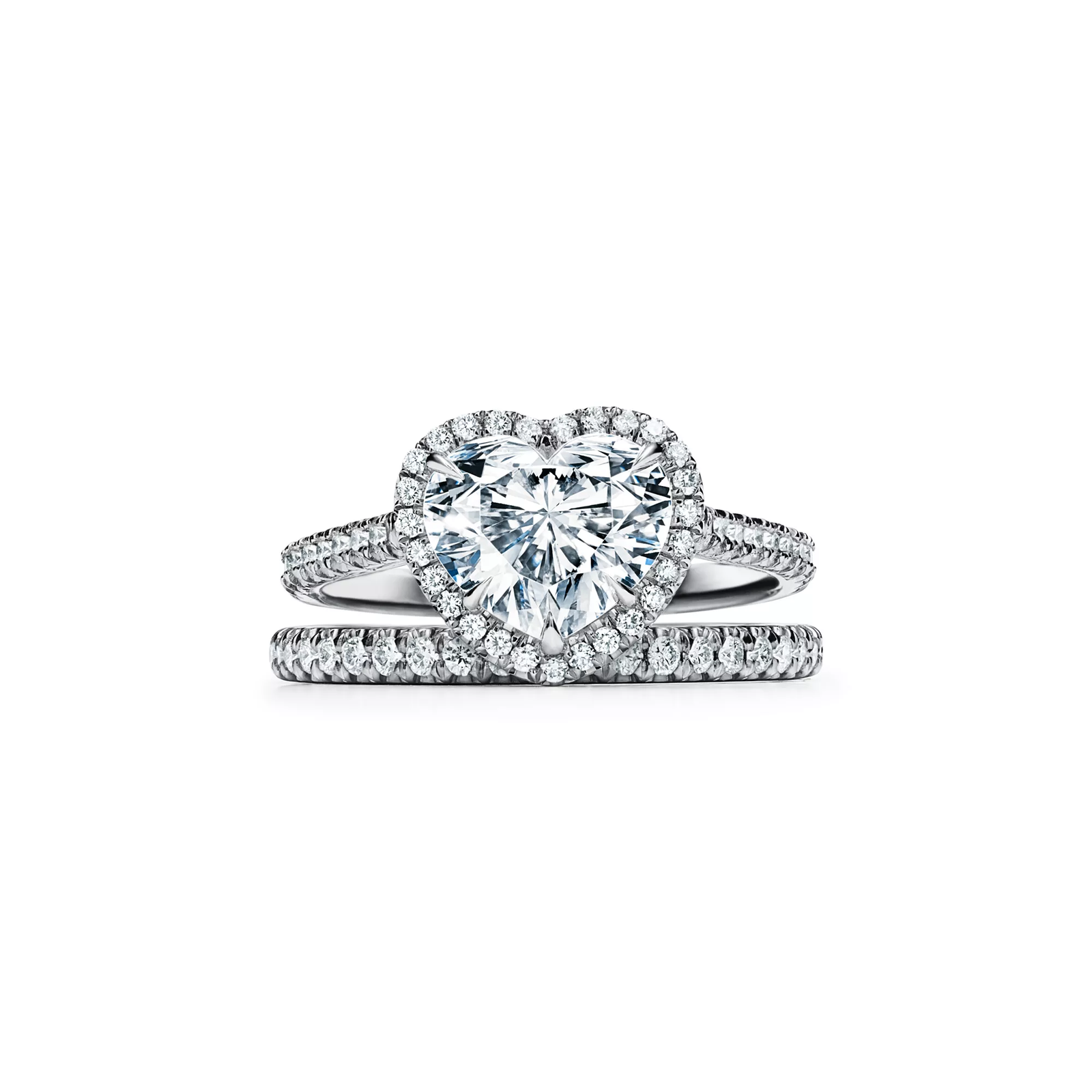 Heart-shaped Halo Engagement Ring with a Diamond Platinum Band