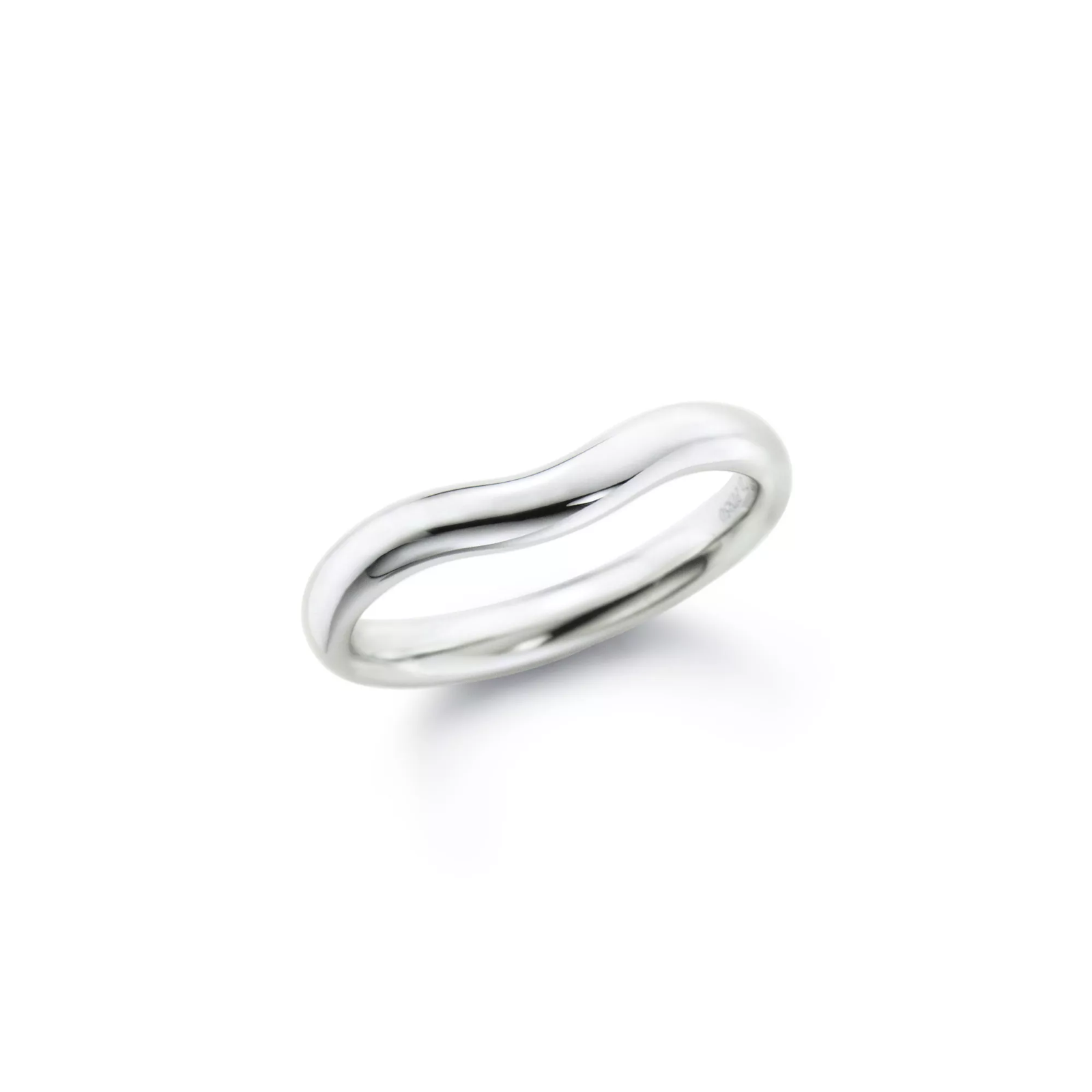 Curved Band Ring in Platinum