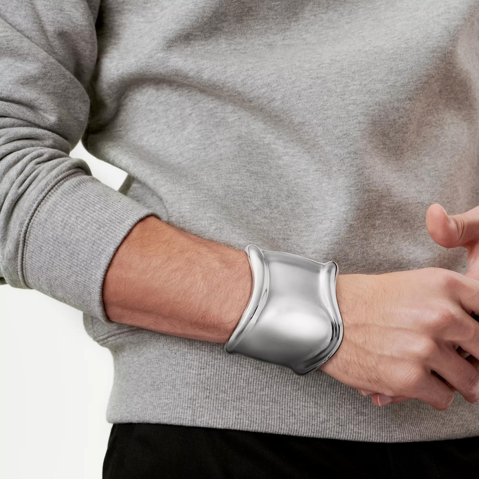 Medium Bone Cuff in Sterling Silver, 61 mm Wide
