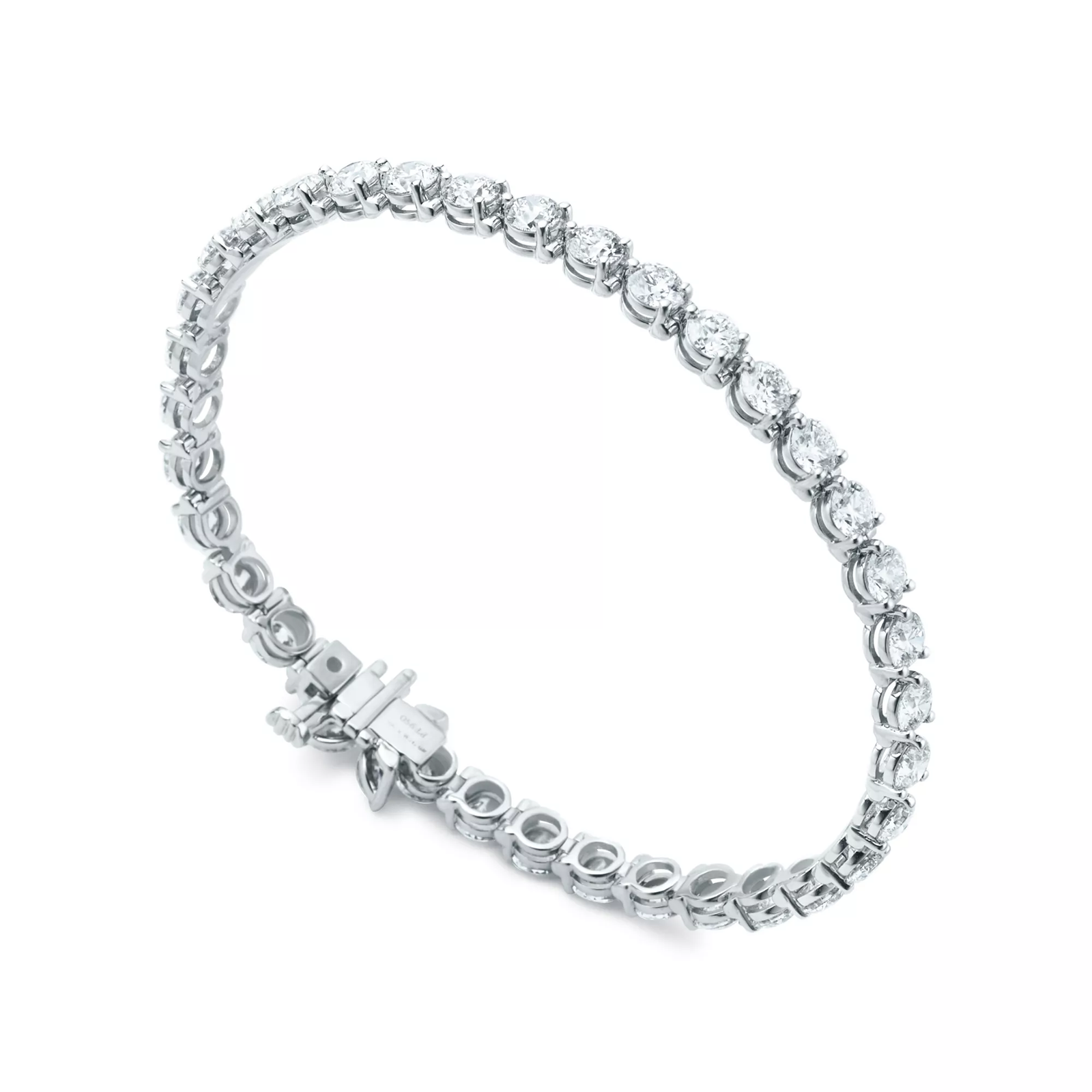 Tennis Bracelet in Platinum with Diamonds