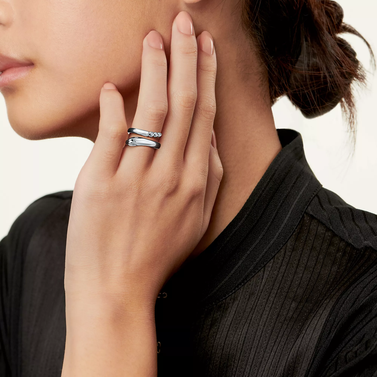 Snake Ring in Platinum