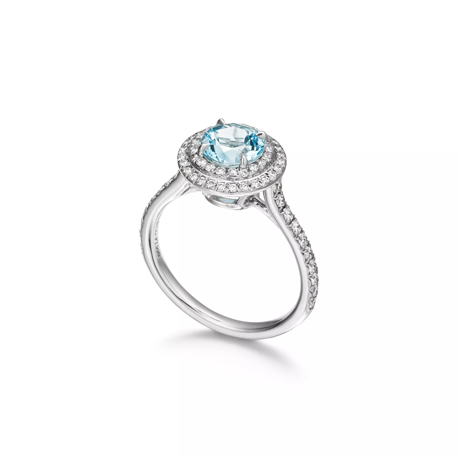Ring in Platinum with an Aquamarine and Diamonds