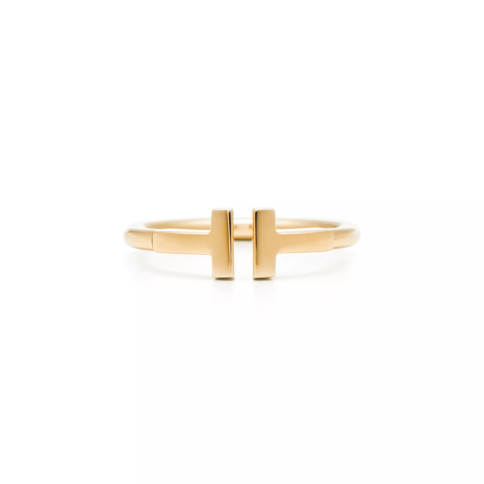 Wire Ring in Yellow Gold
