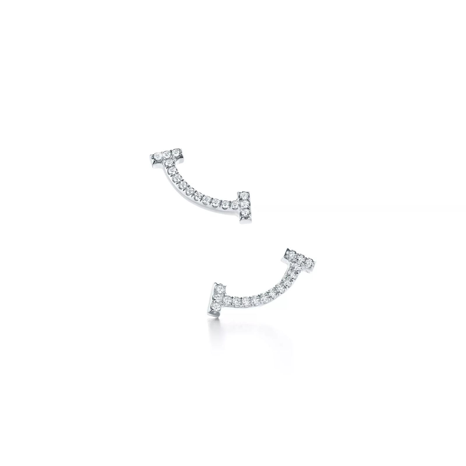 Smile Mini Earrings in White Gold with Diamonds