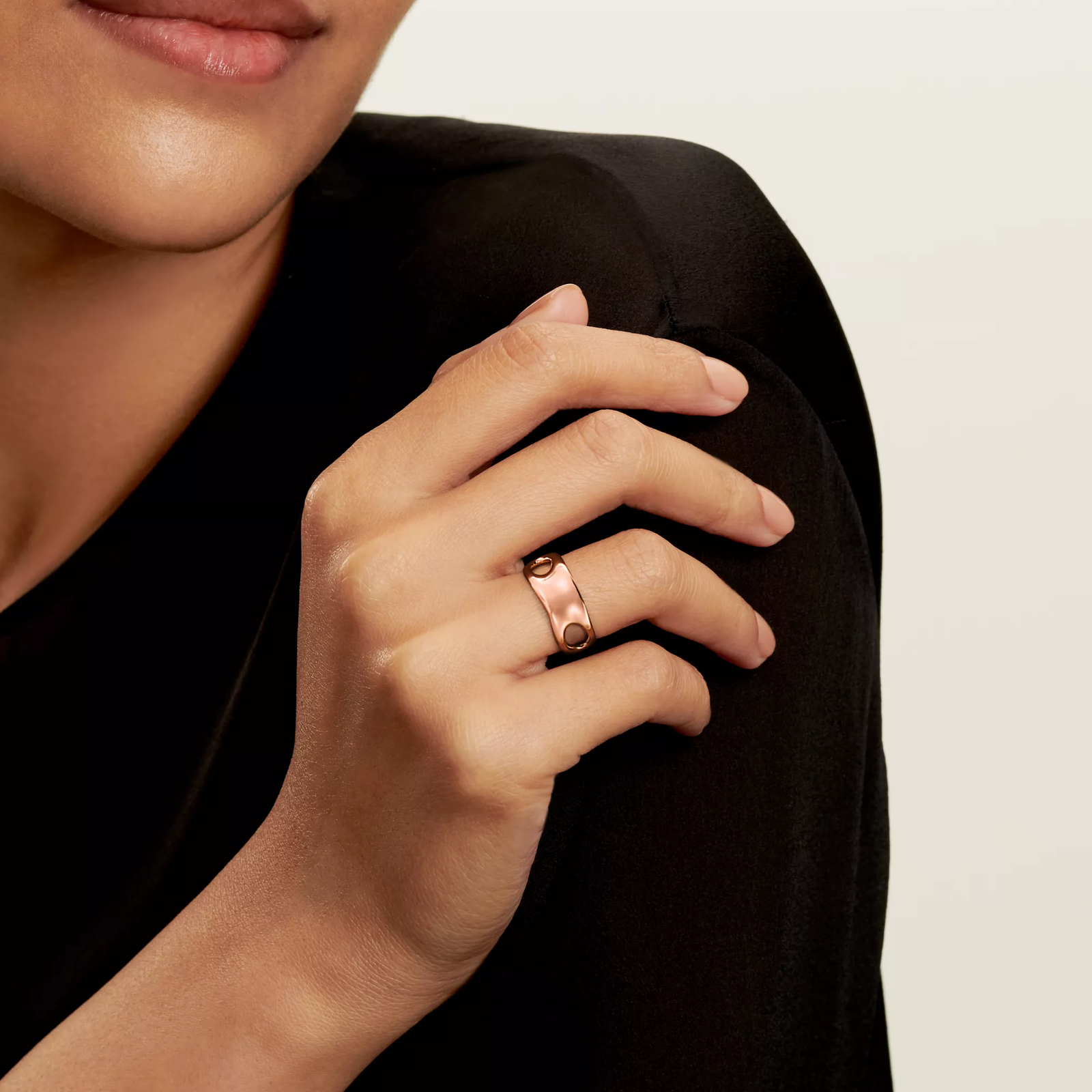 Open Side Ring in Rose Gold