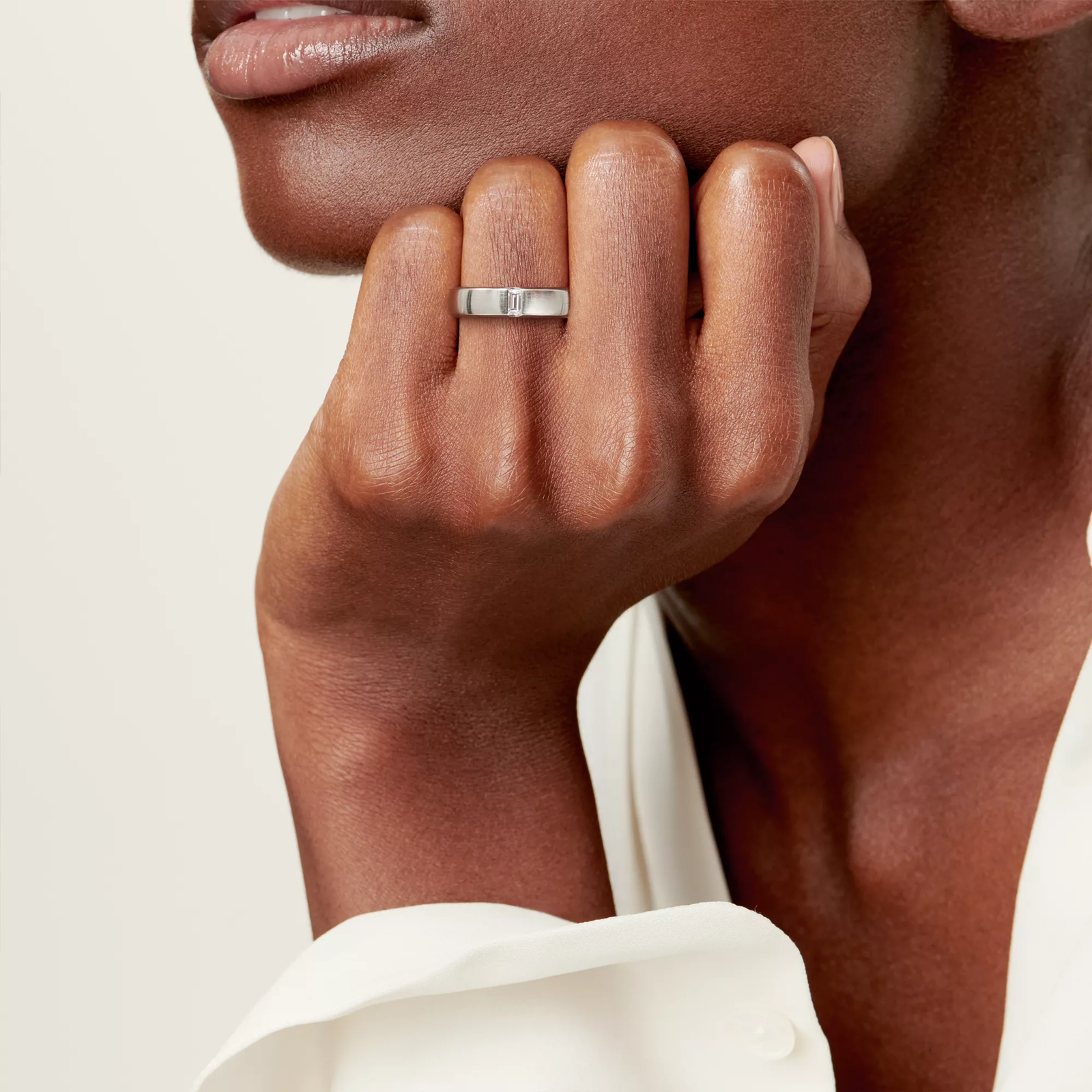 Satin Finish Ring in Platinum with a Diamond, 5 mm