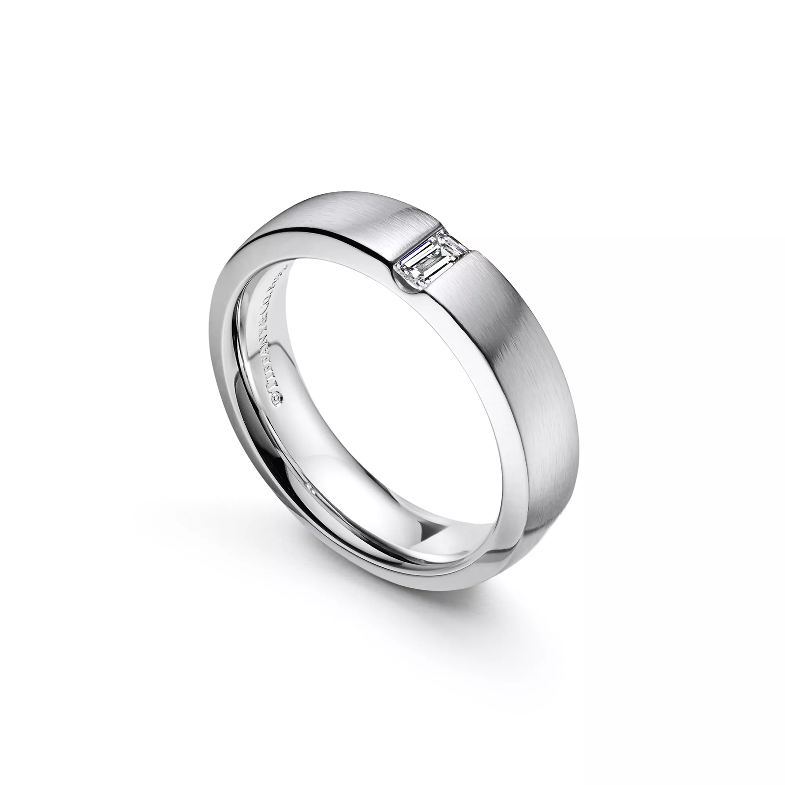 Satin Finish Ring in Platinum with a Diamond, 5 mm