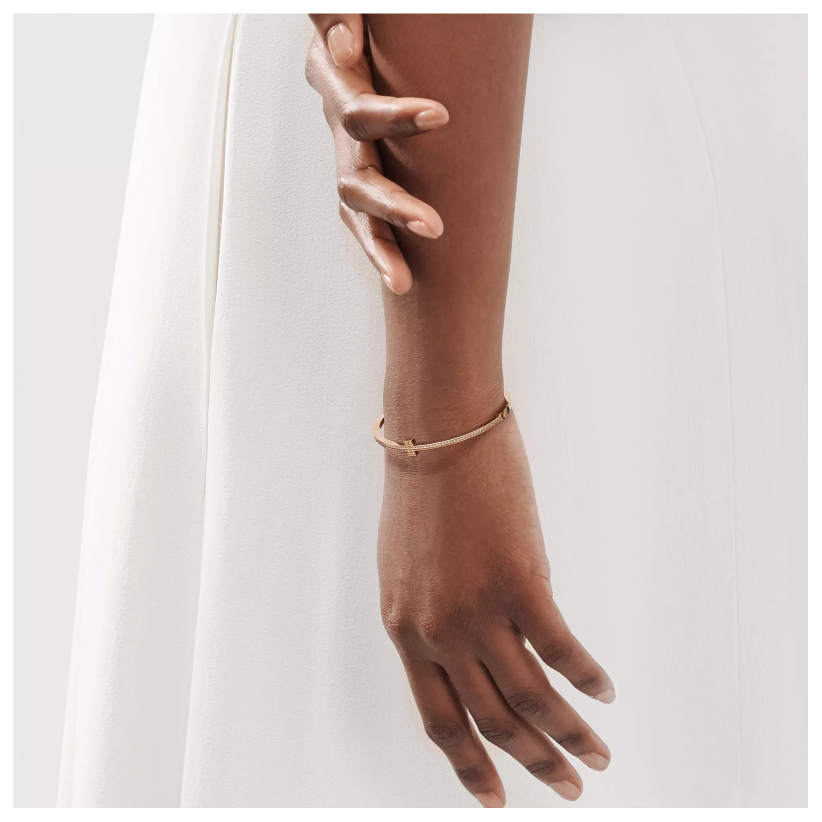 Diamond Hinged Wire Bangle in Rose Gold