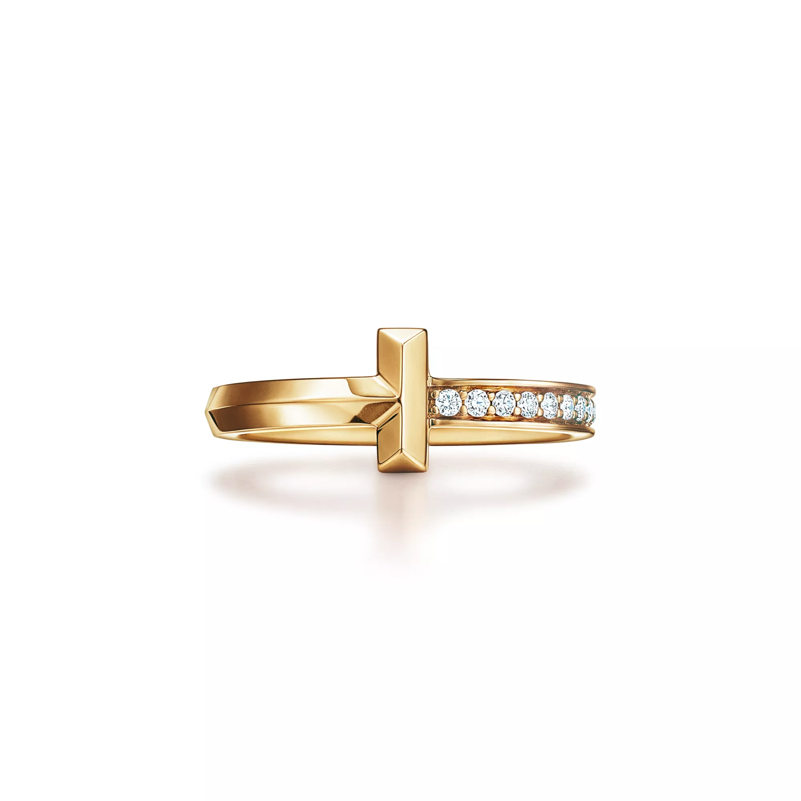T1 Ring in Yellow Gold with Diamonds