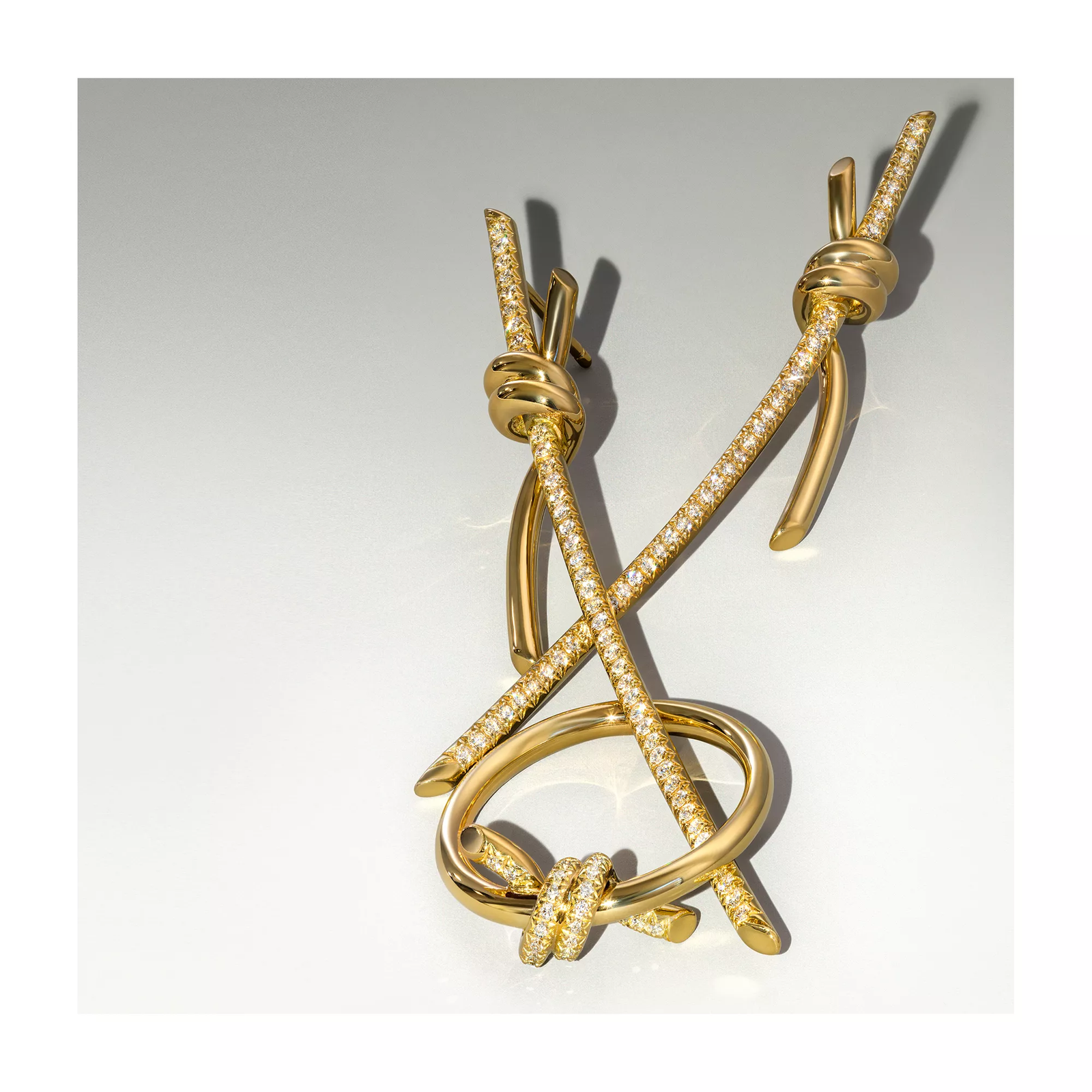 Drop Earrings in Yellow Gold with Diamonds