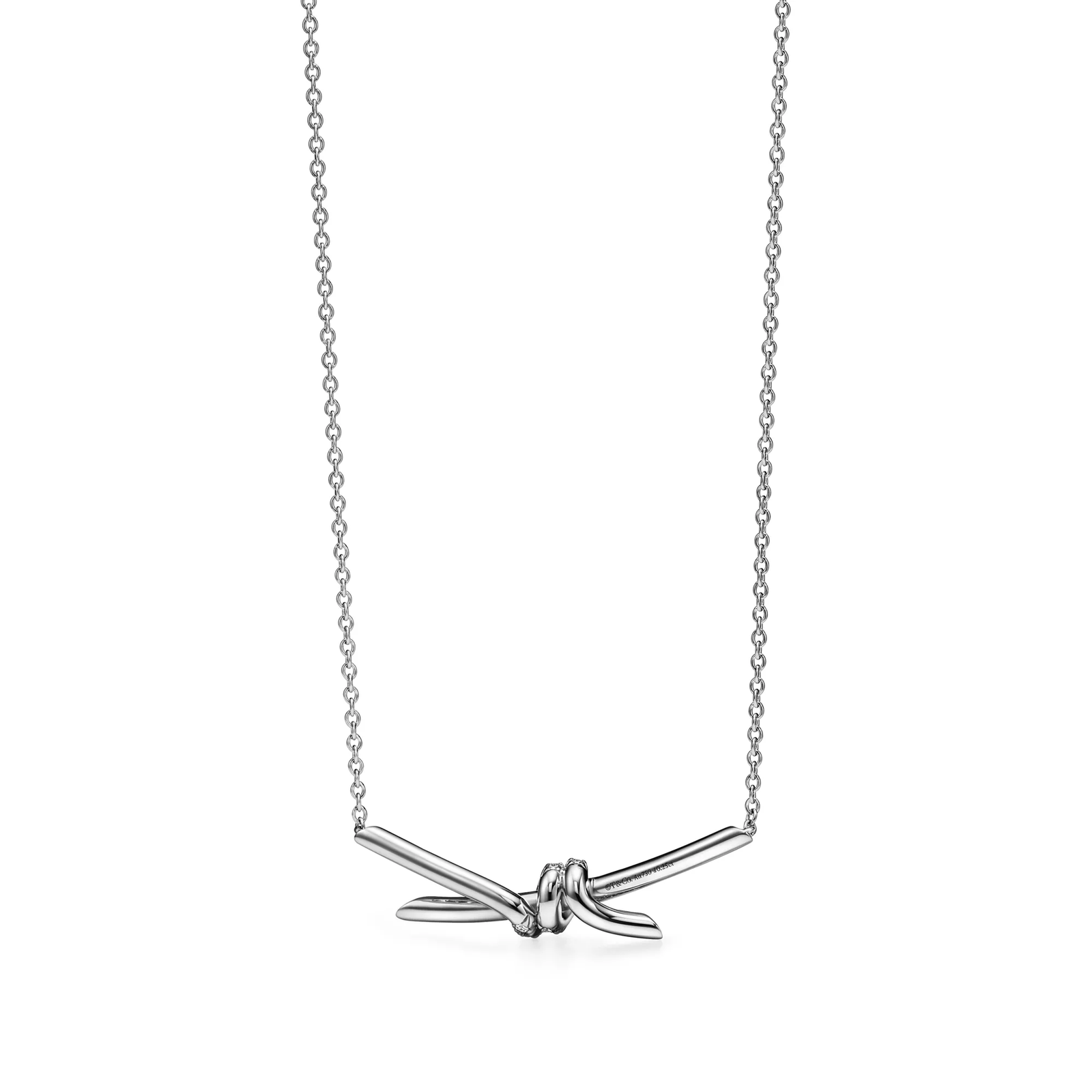 Pendant in White Gold with Diamonds