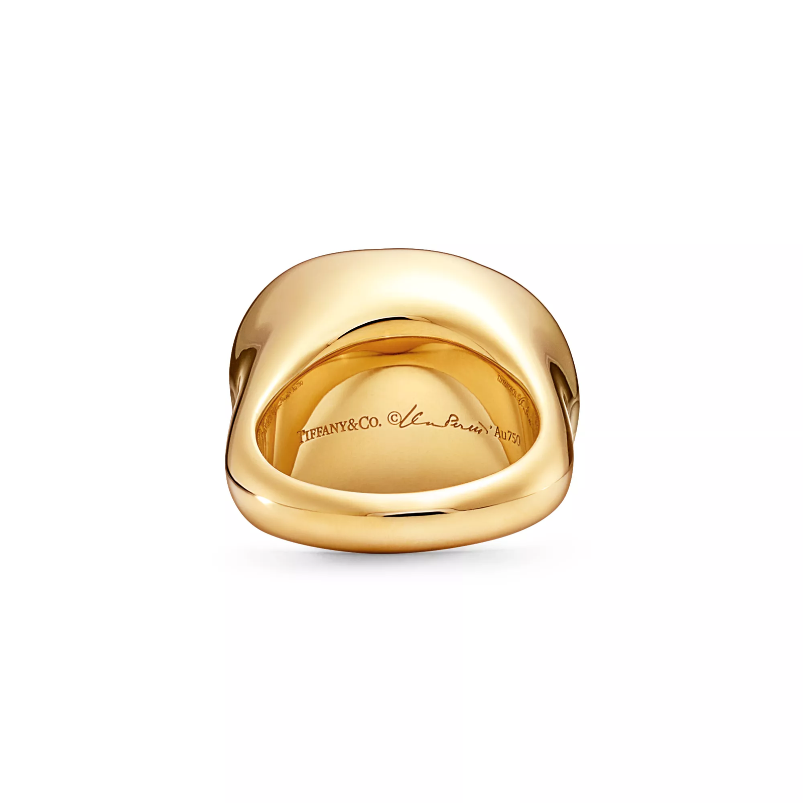 Cabochon Ring in Yellow Gold with Rock Crystal