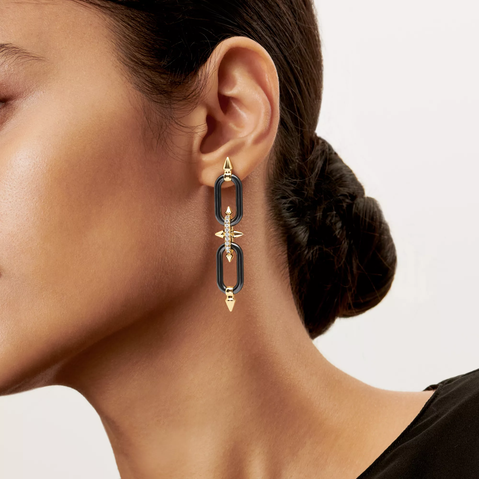 Earrings in Titanium, Gold and Diamonds