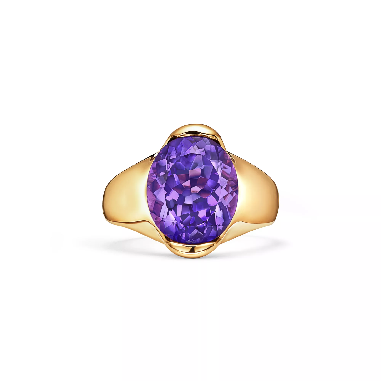 Fancy Color Ring in Yellow Gold with an Amethyst