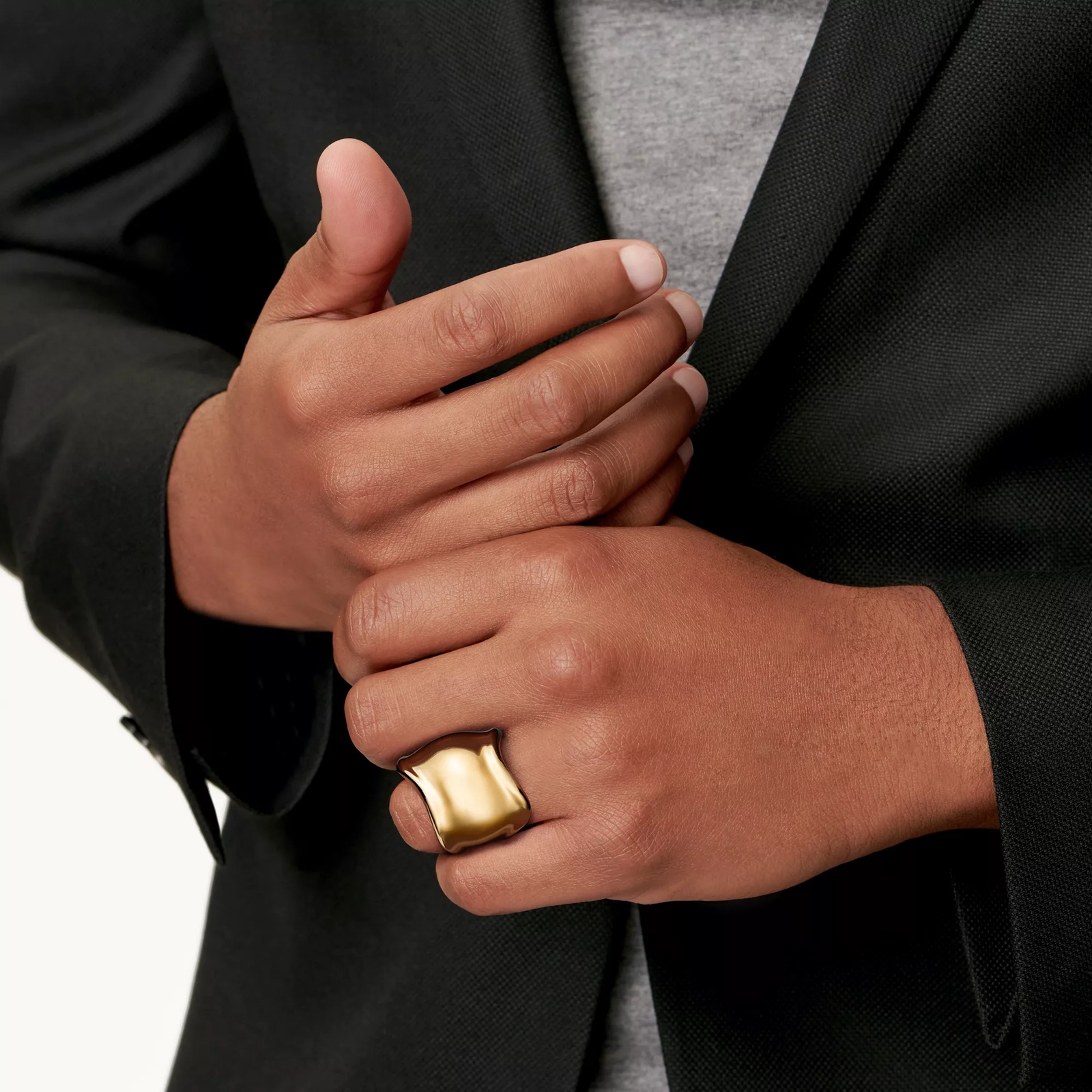 Bone Ring in Yellow Gold