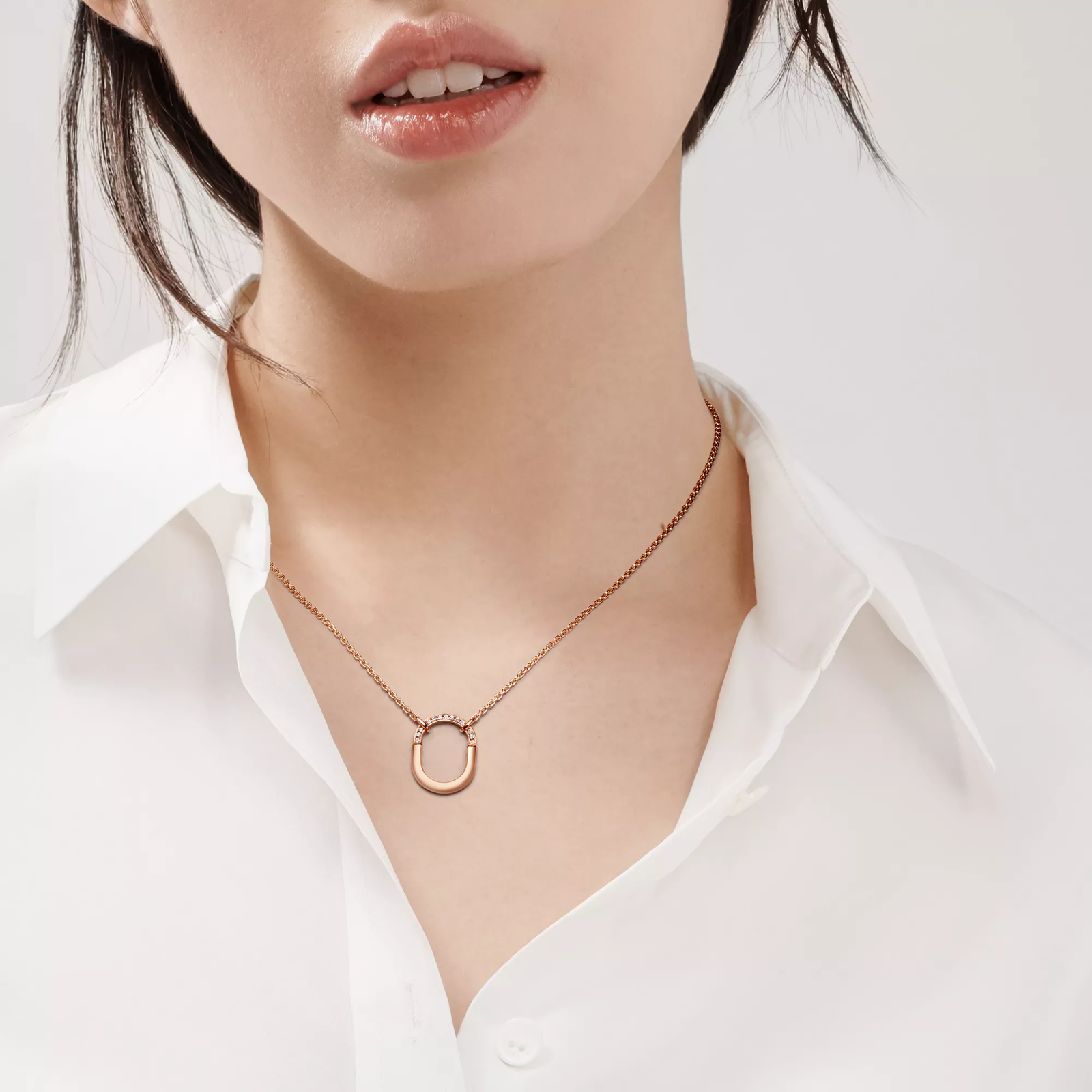 Small Pendant in Rose Gold with Diamonds