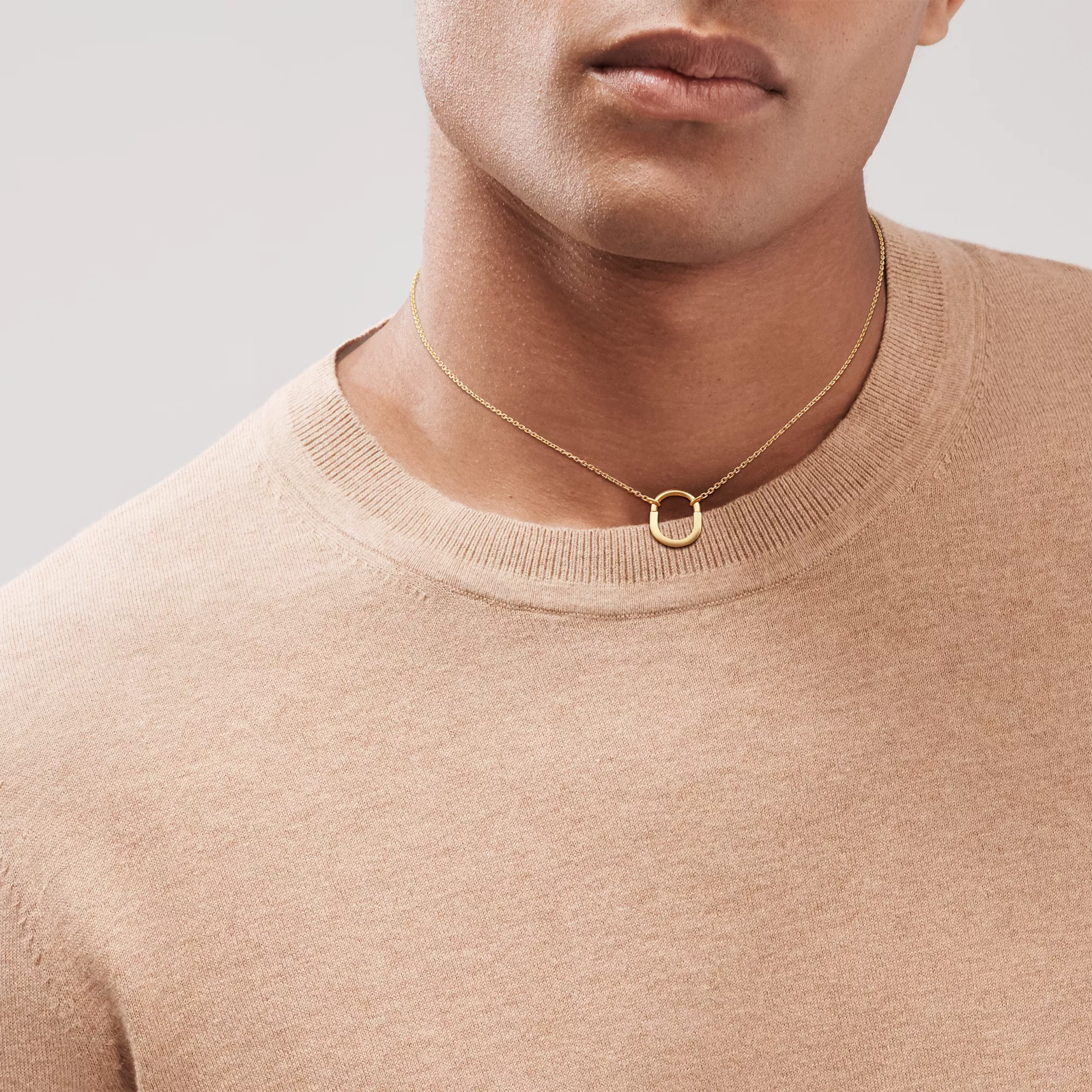 Small Pendant in Yellow Gold