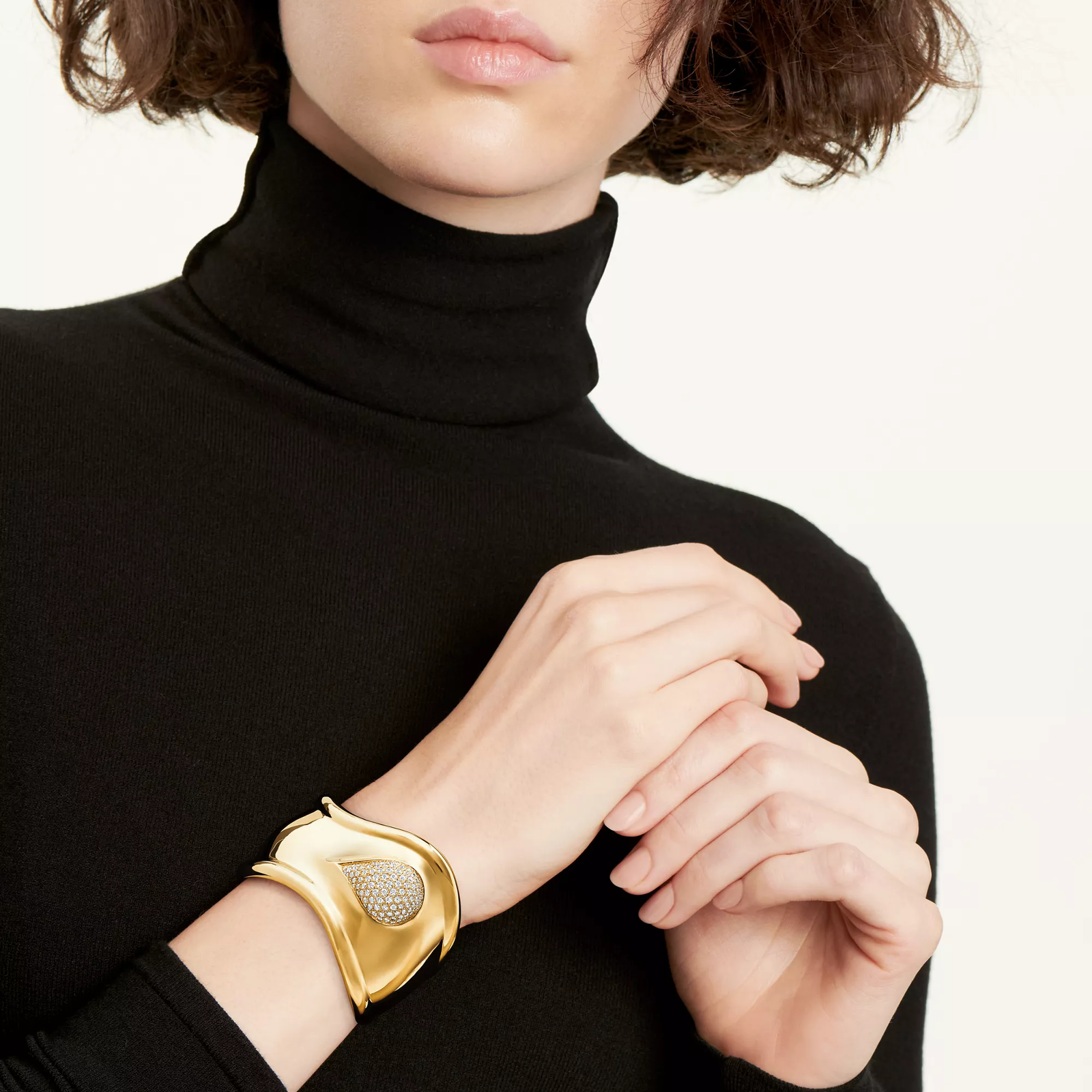 Bone Cuff in Yellow Gold with Pave Diamonds, 43 mm Wide