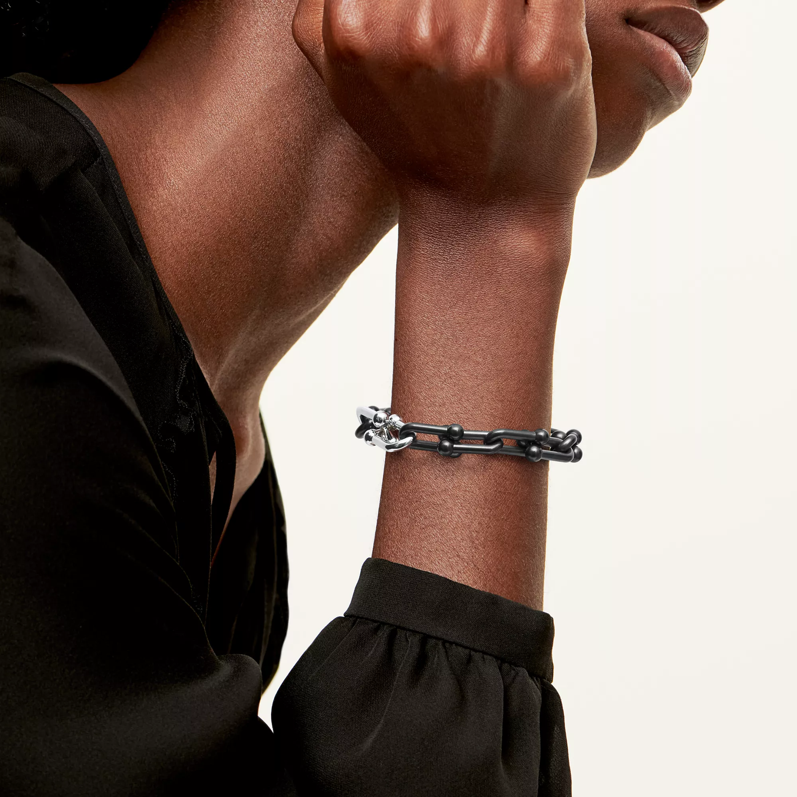 Large Link Bracelet in Titanium and White Gold