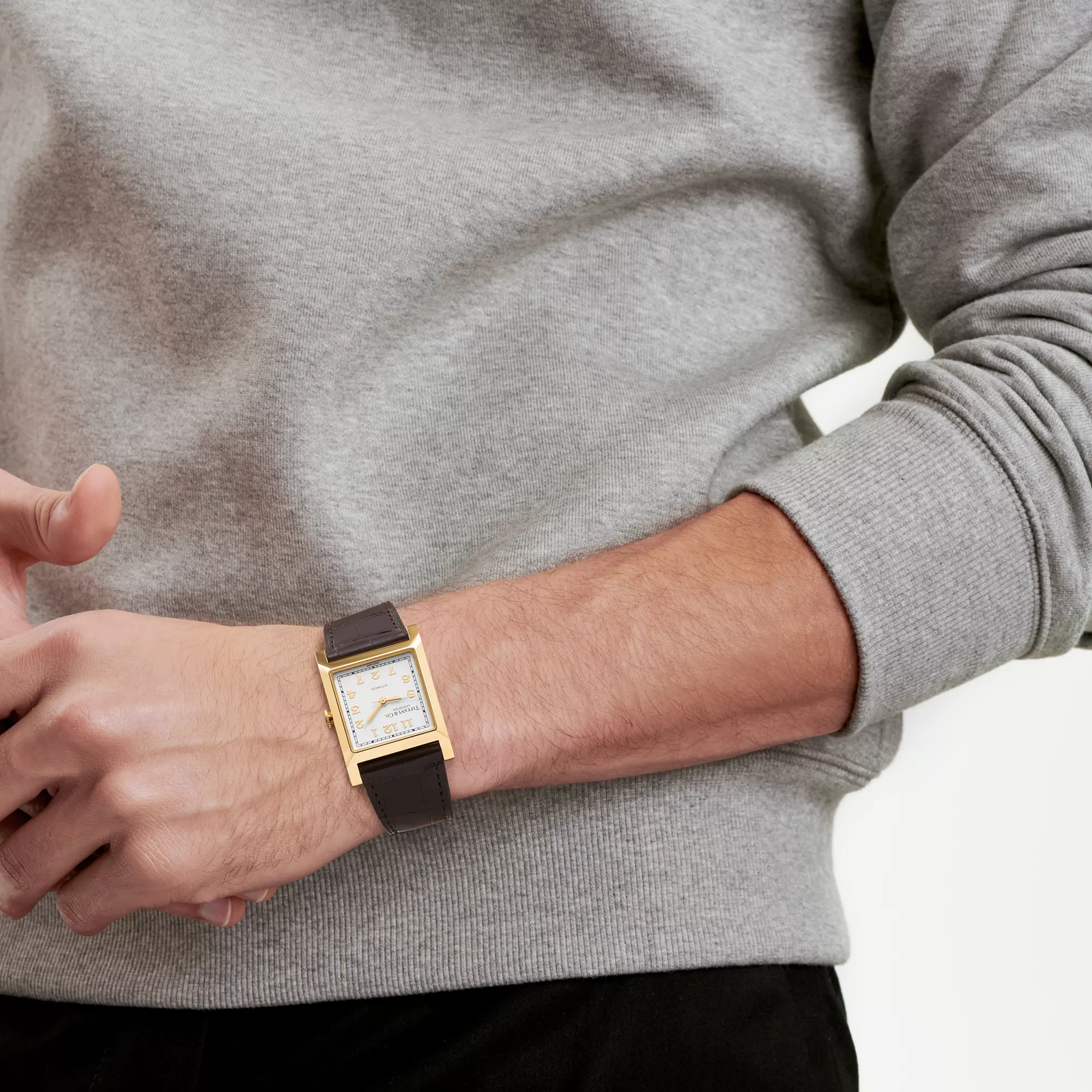 30 mm Mechanical Watch in Yellow Gold