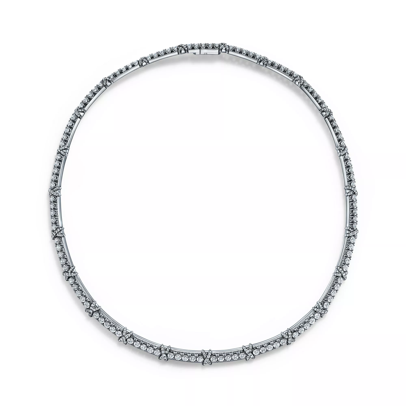 Necklace in Platinum with Diamonds