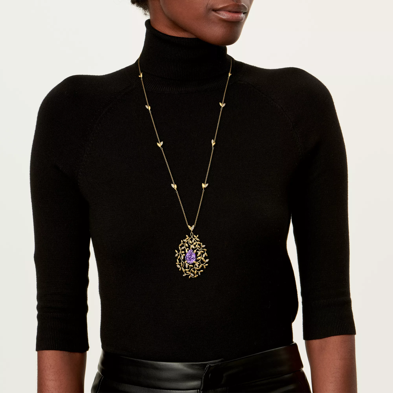 Olive Leaf Amethyst Pendant in Yellow Gold with Diamonds