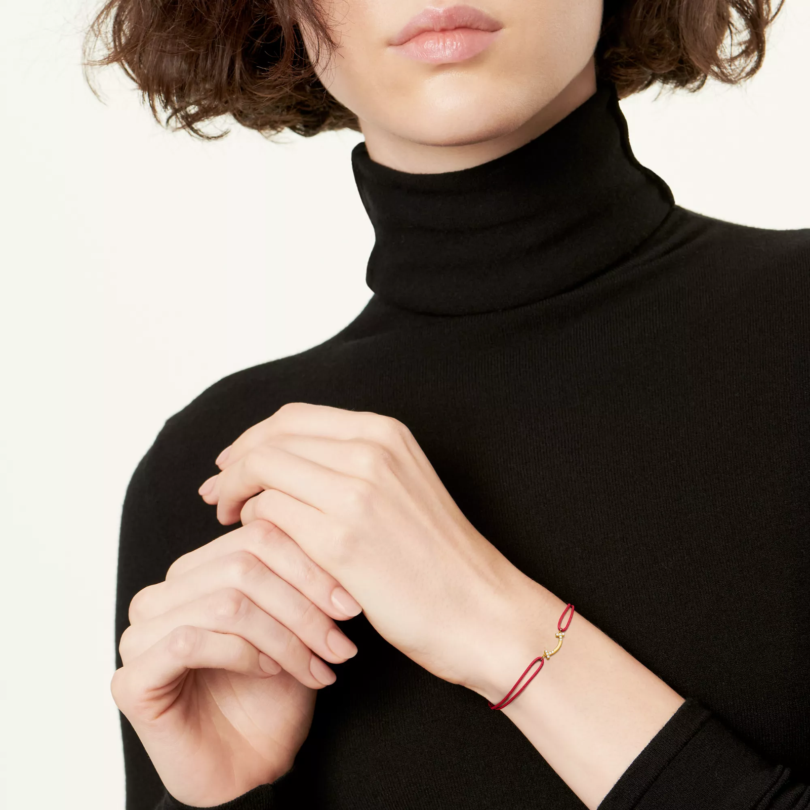 Smile Bracelet in Rose Gold on a Red Cord with Diamonds