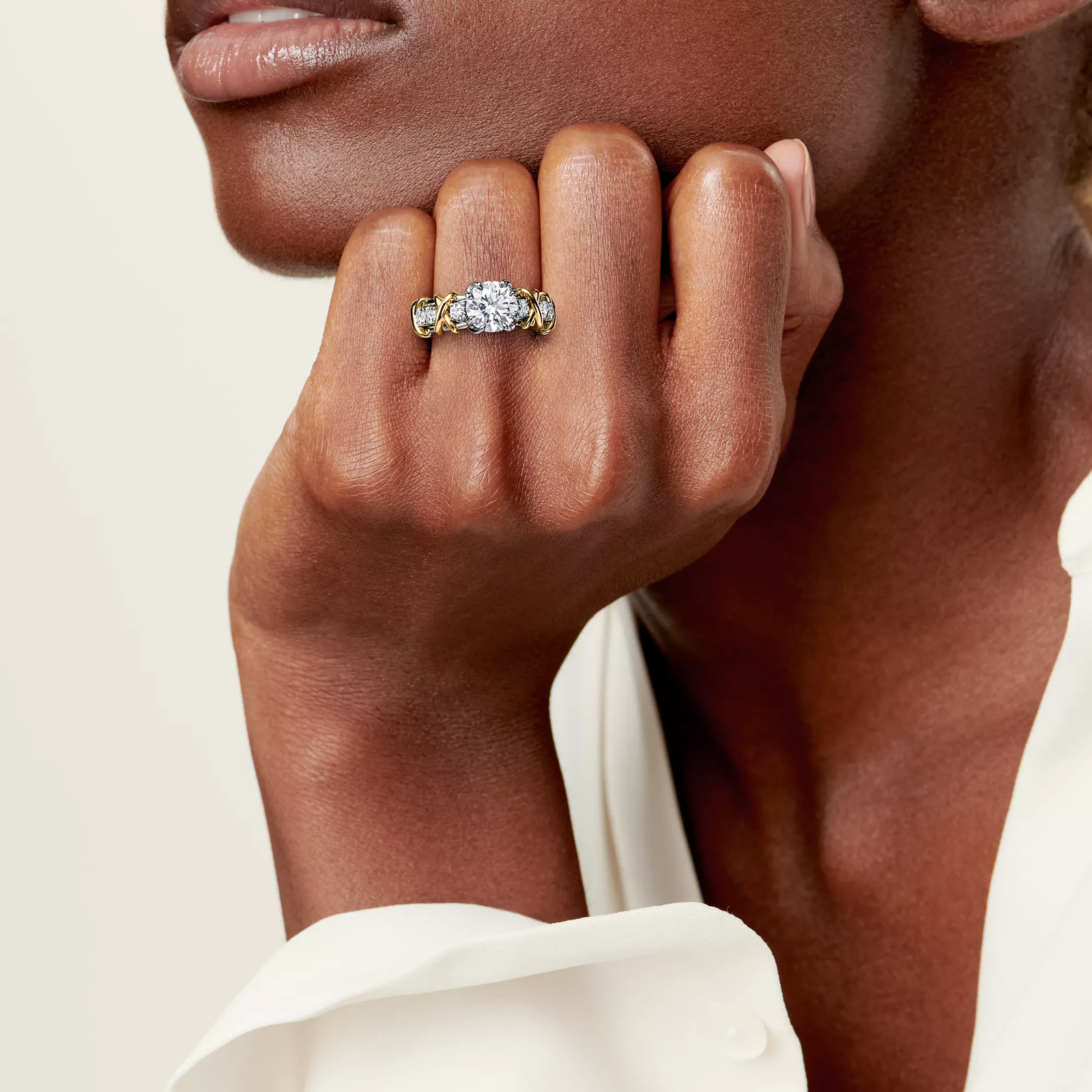 Solitaire Diamond Ring in Platinum and Yellow Gold